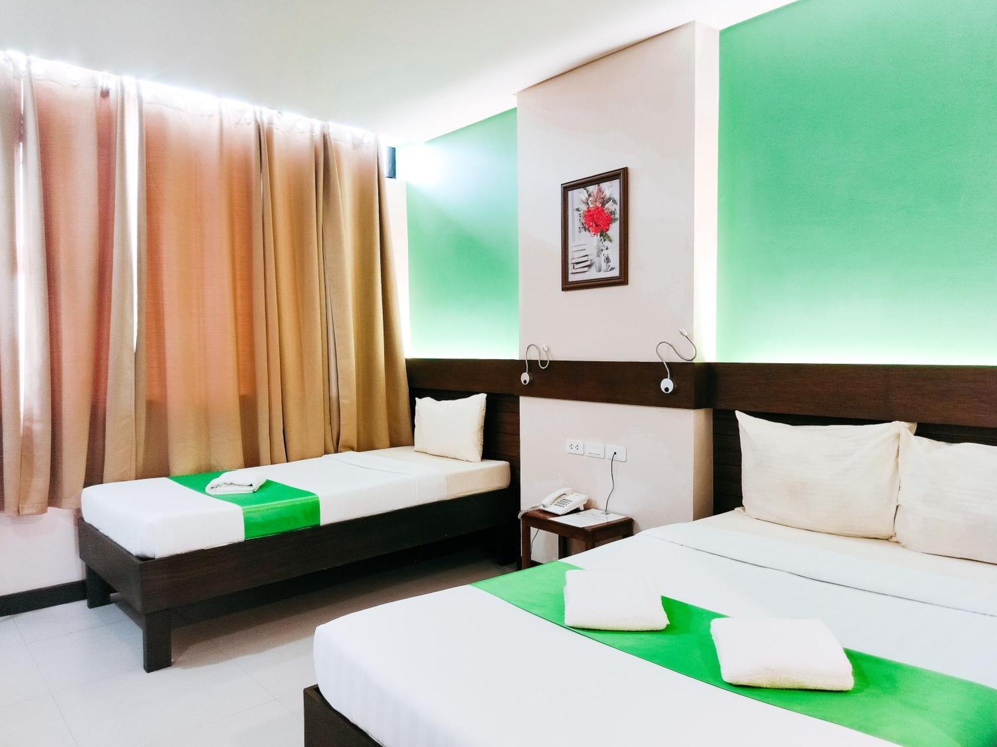Cresebo Mansion Hotel Tagbilaran City Exterior foto